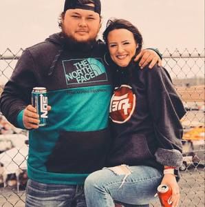 Meet your Posher, Kassie